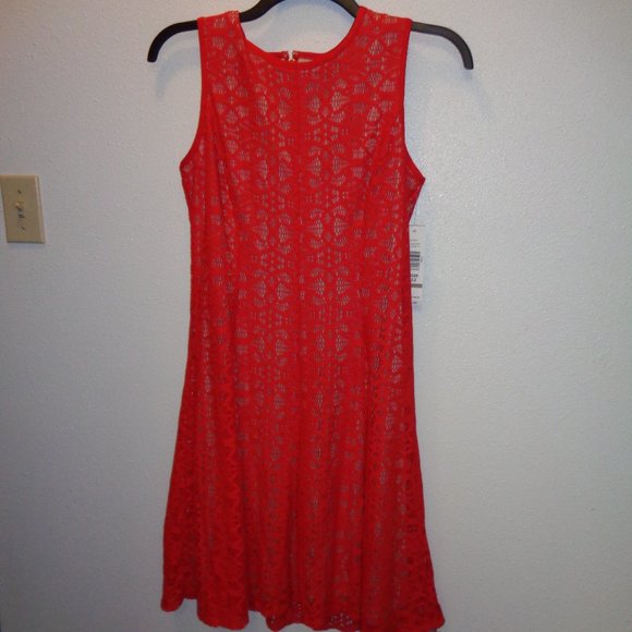 Tiana B. Dresses & Skirts - Tiana B. Dress Size 12 NWT